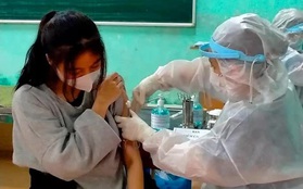 Thừa Thiên - Huế: Sức khỏe nữ sinh nhập viện sau tiêm vắc-xin Covid-19 đã ổn định