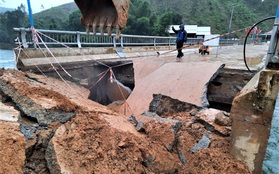 Mưa lớn gây sạt lở, 1 huyện miền núi ở Quảng Nam bị cô lập