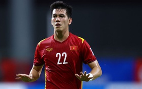 Vẫn nhì bảng dù thắng đậm Campuchia với tỷ số 4-0, tuyển Việt Nam gặp đối thủ truyền kiếp Thái Lan tại bán kết AFF Cup 2020
