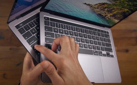 Apple bị khởi kiện tập thể vì bàn phím cánh bướm trên MacBook