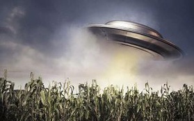 Cựu giám đốc CIA tiết lộ "sốc" về UFO