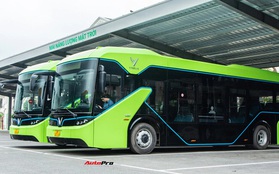 Trải nghiệm VinBus tại Hà Nội: Nhiều tính năng thông minh, tự nâng/hạ gầm, WiFi miễn phí, giá như buýt thường
