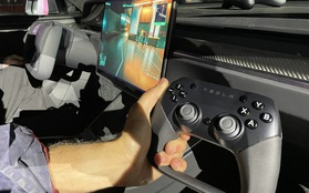 Mạnh ngang PS5: Xe điện Model S Plaid là phương tiện giao thông duy nhất được đem ra so sánh với máy chơi điện tử