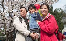 Chính sách ba con không chặn được đà dân số rơi tự do ở Trung Quốc