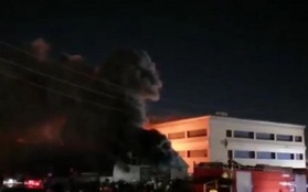 Cháy bệnh viện cách ly bệnh nhân Covid-19, hàng chục người thiệt mạng