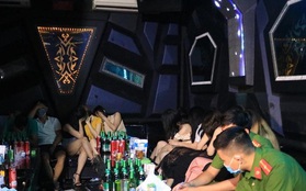 36 "dân chơi" dương tính ma túy trong tiệc sinh nhật tại quán karaoke