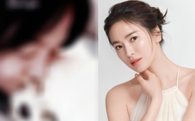 Song Hye Kyo đăng ảnh với cún cưng, vô tình lộ nhan sắc thật khi để mặt mộc ở nhà giữa mùa dịch