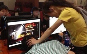 Đập hơn 300 triệu để bá đạo server, nam game thủ khóc ròng khi bị "vợ gank", xóa luôn cả nhân vật cho đỡ ảo tưởng