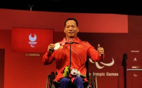 Lê Văn Công giành HCB Paralympic Tokyo 2020 nội dung cử tạ hạng cân dưới 49kg