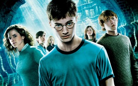 Thách bạn tìm ra điểm KÌ DỊ ở poster Harry Potter này, một nhân vật bị "hủy dung" đang chờ hội tinh mắt cứu mạng!