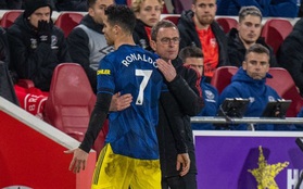 Ronaldo hứng mưa "gạch đá" sau phốt thái độ với HLV: "36 tuổi mà như trẻ con!"