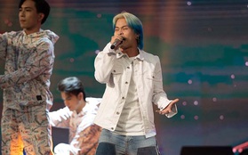 Lộ diện sân khấu đầu tiên Seachains, Blacka "quẩy" sau khi đăng quang Rap Việt