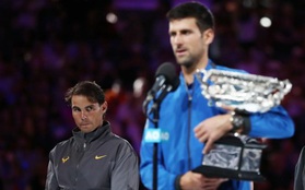 Trong lúc Djokovic chờ bị trục xuất, Nadal "thả" một câu khiến tay vợt số 1 thế giới cay cay sống mũi