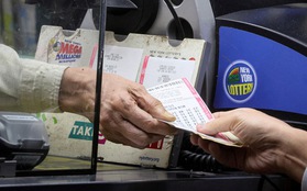 California không cho phép người trúng giải độc đắc Powerball 2 tỉ USD ẩn danh