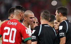 Pepe chỉ trích FIFA: "Có 5 trọng tài Argentina ở đây, tốt nhất họ trao cúp cho Argentina luôn đi"