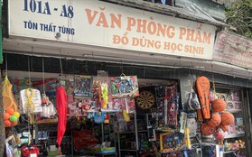 Đồ chơi độc hại '''tấn công'' học sinh