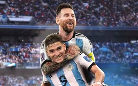 Messi tìm thấy đối tác ăn ý trên hàng công