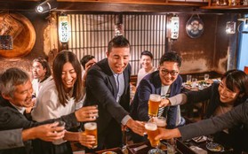 Văn hóa “bonenkai” liên hoan tất niên tại Nhật Bản: Giúp gắn kết tình đồng nghiệp nhưng là nỗi sợ khó nói với Gen Z