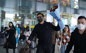 DJ Top thế giới Quintino đã đáp cánh sân bay Nội Bài trong sự chào đón nồng nhiệt của người hâm mộ