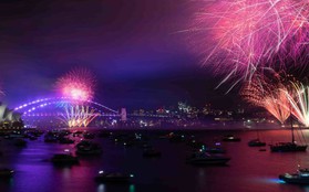 Pháo hoa mừng năm mới 2023 bừng sáng Sydney - Úc