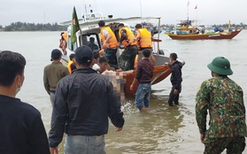 Tìm thấy thêm thi thể bé gái 3 tuổi trong vụ chìm cano du lịch chở 39 người