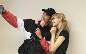 Ai rồi cũng "lọt hố" BLACKPINK: Neymar livestream chơi game không quên khoe loạt phụ kiện của 4 mỹ nhân nhà YG