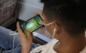 Trung Quốc: Đề xuất cấm hoàn toàn người dưới 18 tuổi chơi game, con nghiện game cha mẹ chịu trách nhiệm liên đới