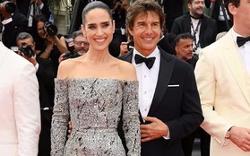 Tom Cruise tình tứ với bạn diễn trên thảm đỏ Cannes, nhận giải Cành cọ vàng danh dự
