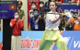 Đôi tay "lạ" của Hoa khôi Wushu Dương Thuý Vi