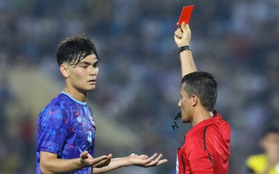 HLV Thái Lan nói lời cay đắng về tấm thẻ đỏ; U23 Malaysia khen CĐV Việt Nam hết lời