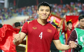 Nguyễn Thanh Bình U23 Việt Nam: Cầu thủ nhút nhát và nguồn động lực to lớn từ người mẹ đang bị bệnh
