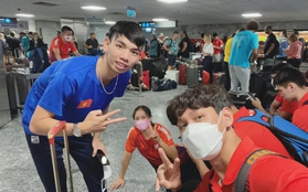 Huy Hoàng, Quý Phước cùng đội tuyển bơi Việt Nam gặp sự cố khi đến Hungary tham dự giải thế giới