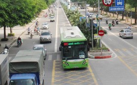 Hà Nội đề xuất cho xe khách, xe buýt thường đi vào làn BRT
