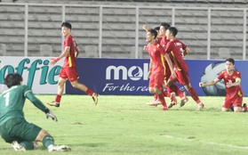 U19 Việt Nam và Thái Lan "dắt tay nhau" vào bán kết, chủ nhà Indonesia thắng 5-1 vẫn bị loại cay đắng