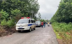 Người phụ nữ 31 tuổi nằm chết trước nhà bạn trai ở Bình Phước