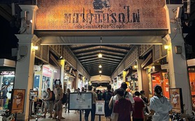 Lưu ngay 3 khu mua sắm, ăn uống giá rẻ để trải nghiệm "đặc sản" chợ Thái Lan khi đến du lịch