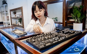 Cô gái Hà Nội làm nút bàn phím máy tính bằng kim loại quý giá chục triệu đồng