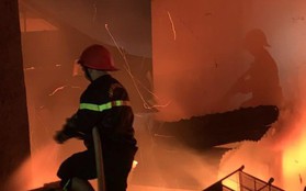 Đắk Lắk: Cháy lớn tại chợ thị xã, 28 ki-ốt bị thiêu rụi