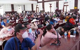Vụ "Tịnh thất Bồng Lai": Hàng trăm người tập trung theo dõi phiên tòa qua màn hình chiếu