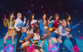 TWICE phá đảo thế giới ảo trong "Talk that Talk", Sana tạo killing-part với vũ đạo LOVE