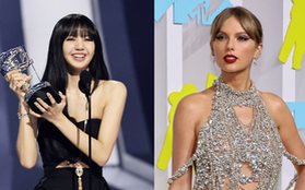 Thực hư việc Taylor Swift ra hiệu mọi người đứng dậy cổ vũ Lisa (BLACKPINK) tại VMAs 2022