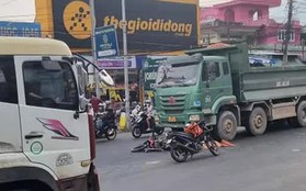 Đồng Nai: Nữ sinh bị xe ben tông tử vong trên đường đi học về, giao thông ùn ứ trên Quốc lộ 1