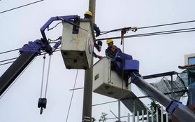Hơn 1,25 triệu khách hàng miền Trung - Tây Nguyên được cấp điện trở lại sau bão Noru