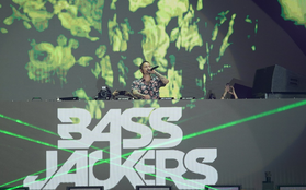 DJ Bassjackers cùng Diva Hồng Nhung mở kết nối bất ngờ trong đại tiệc âm nhạc lớn nhất năm tại Nha Trang