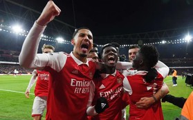 Arsenal đánh bại MU nhờ bàn thắng phút cuối