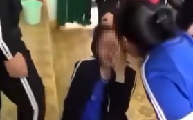 Lâm Đồng: Nữ sinh lớp 8 bị bạn đánh hội đồng