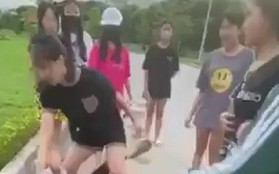Nguyên nhân khiến nhóm "đàn chị" đánh, lột đồ nữ sinh lớp 7 ở Thanh Hoá