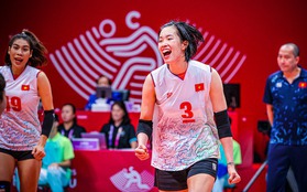 Tuyển bóng chuyền nữ Việt Nam ăn mừng cảm xúc khi đặt một chân vào bán kết ASIAD 19