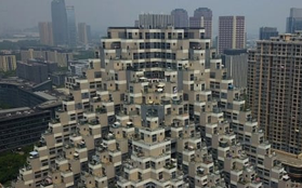 Tòa chung cư độc lạ hình kim tự tháp ở Trung Quốc