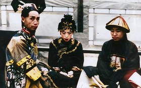 Bộ ảnh ghi lại cận cảnh quá trình "xuất giá" của tiểu thư quý tộc nhà Thanh: Ấn tượng mũ đội đầu của cô dâu